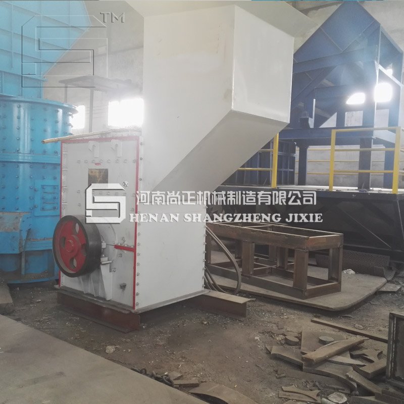 小型廢鋼破碎機(jī)