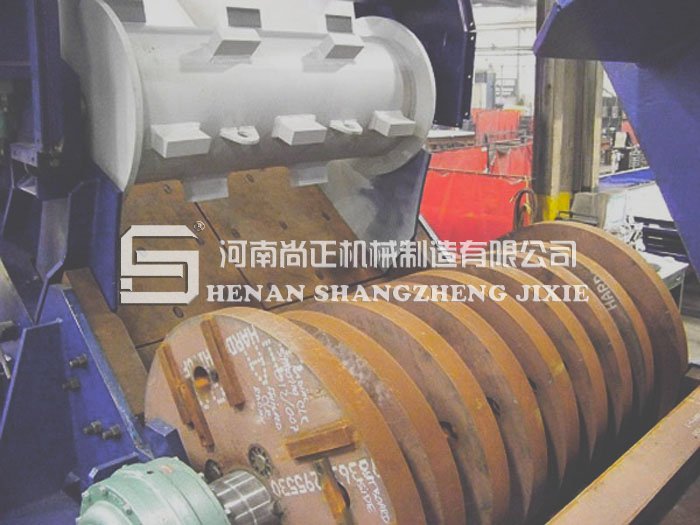 廢鋼破碎機安全